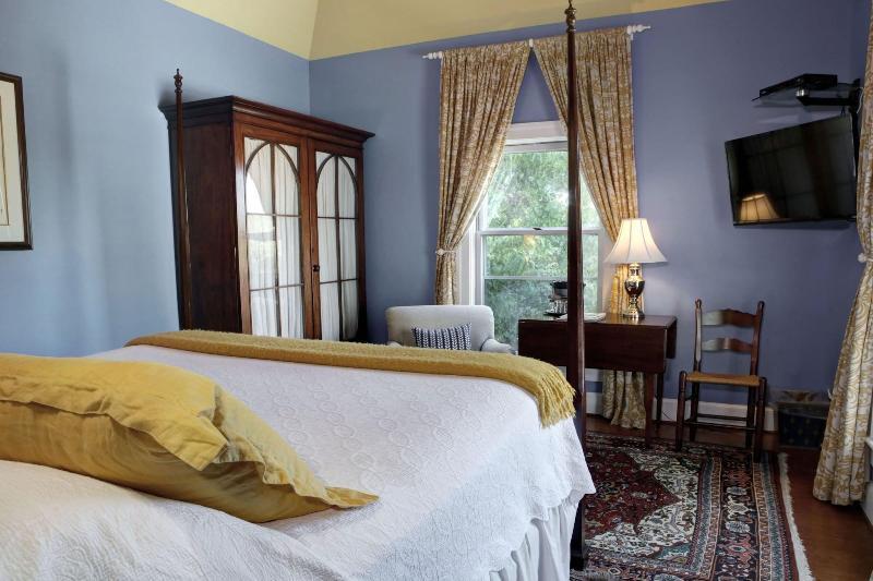 200 South Street Inn シャーロッツビル エクステリア 写真