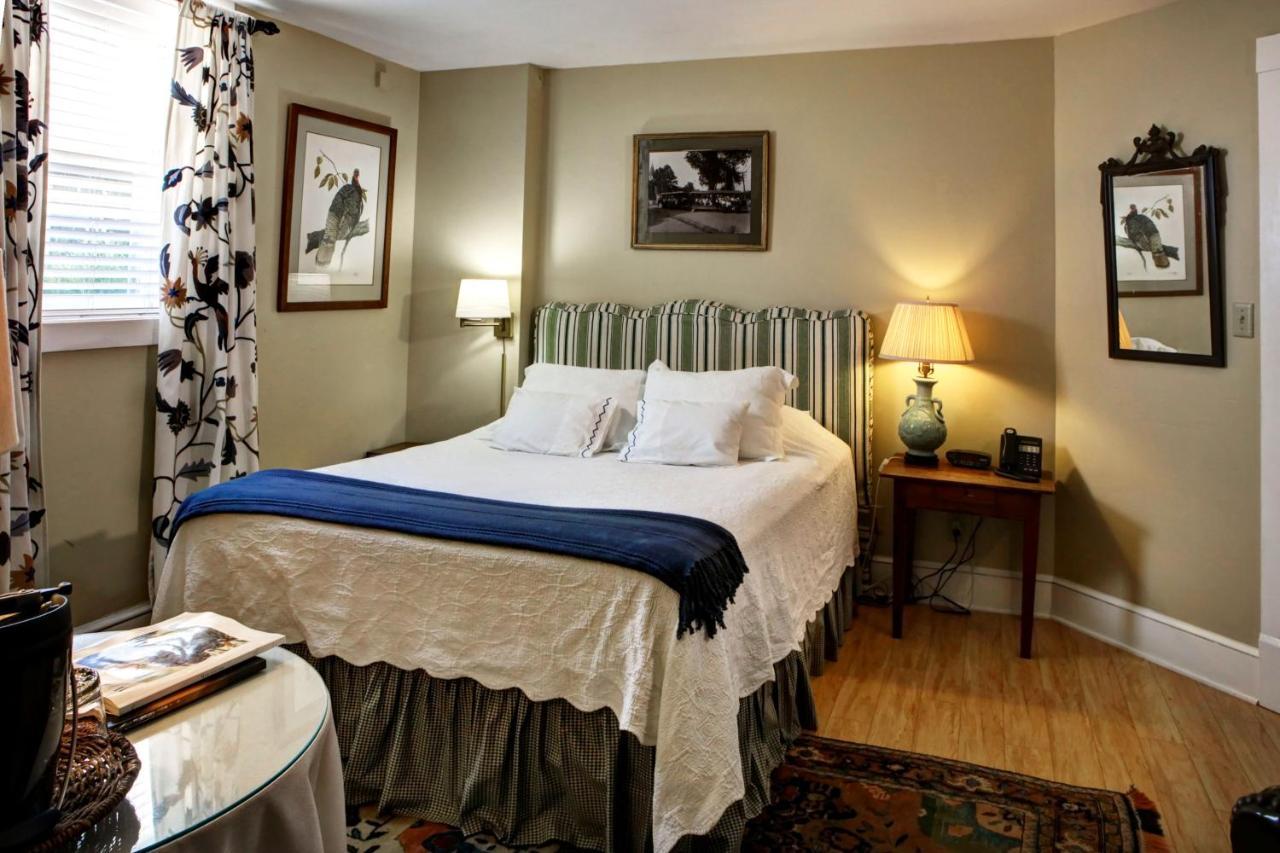 200 South Street Inn シャーロッツビル エクステリア 写真
